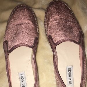Brand new. Never worn!